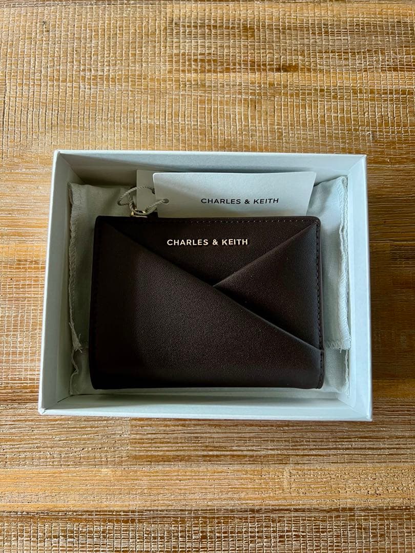 〈新品〉Midori ミドリ ジオメトリックトップジップウォレット ブラウン