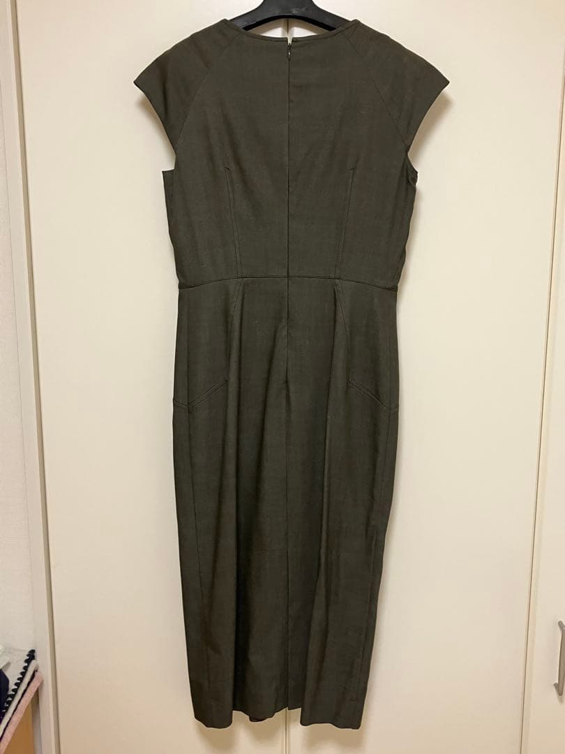 【年末年始特別価格】Pinky&Diane ステッチワークワンピース カーキ