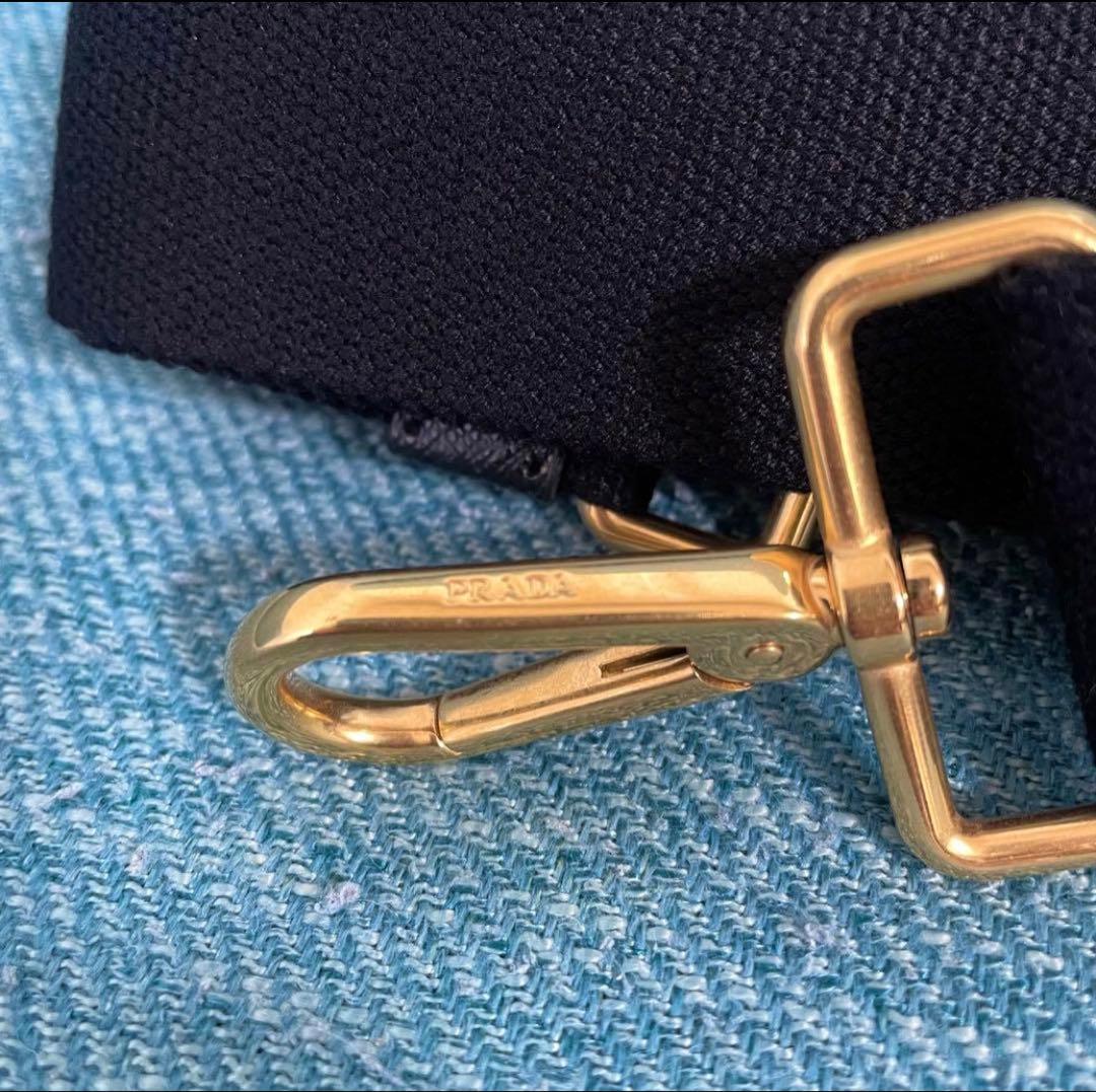 【ゆき】新品未使用*プラダ ショルダーストラップのみ カナパ ブラック 黒