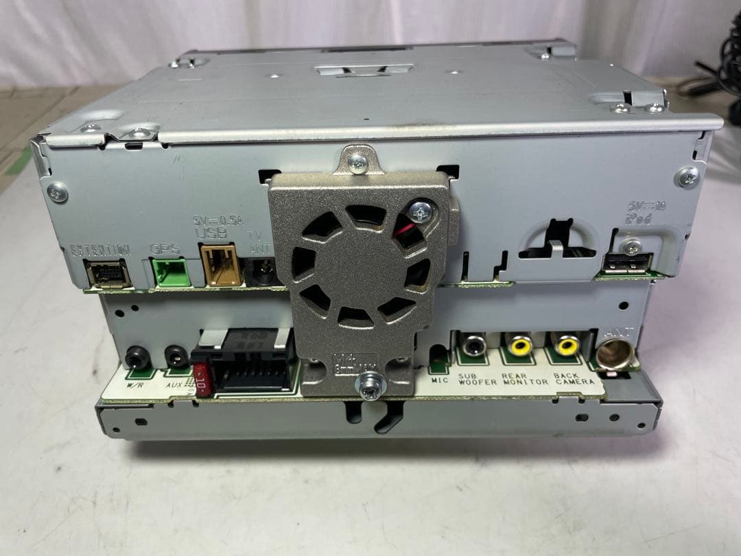 carrozzeria AVIC-RZ303 ナビ