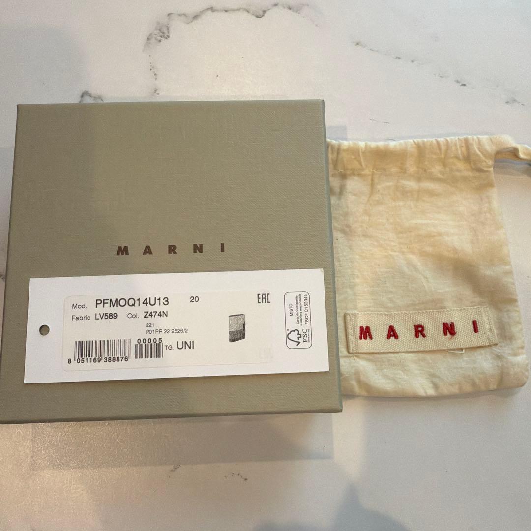 【MARNI】二つ折り財布 ミニ財布