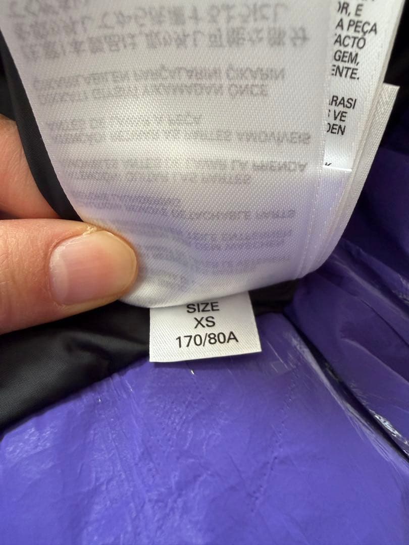 DIESEL 紫色 ダウンベスト XS