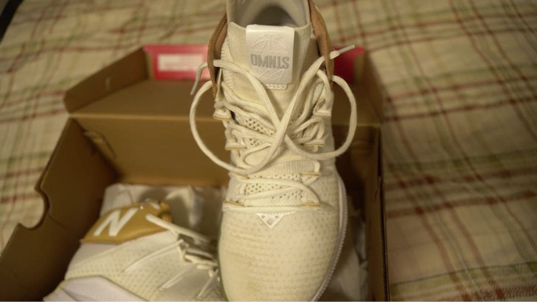 New Balance バスケットボールシューズ omn1s