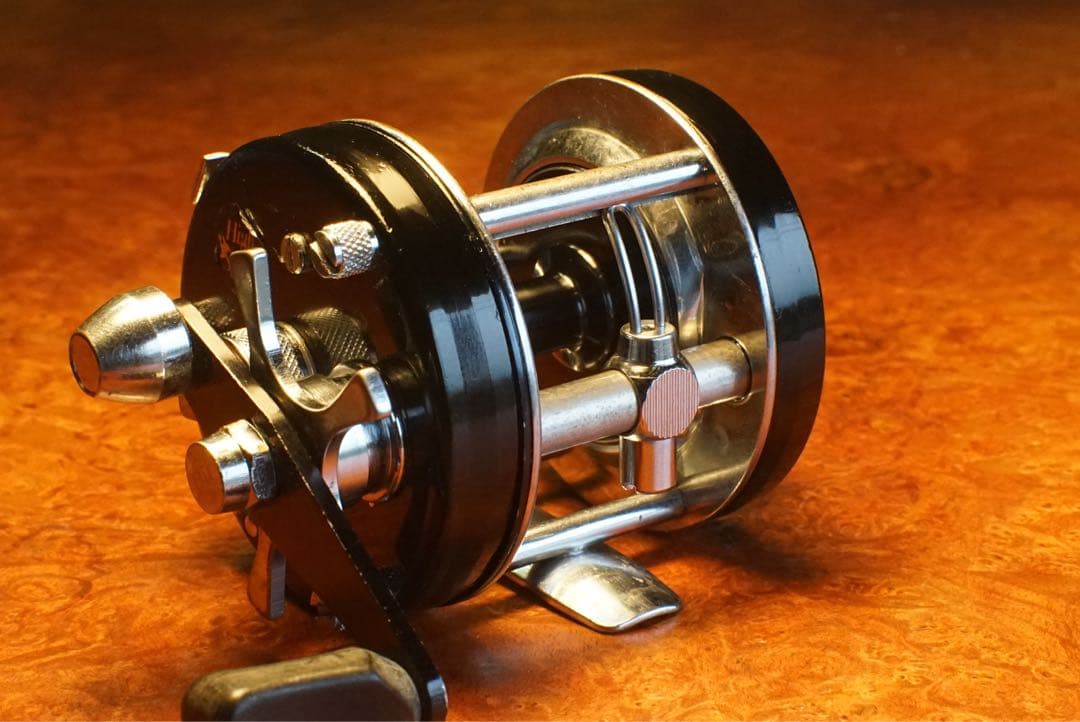 ABU アンバサダー 5500C メンテ済 フレーム修正済