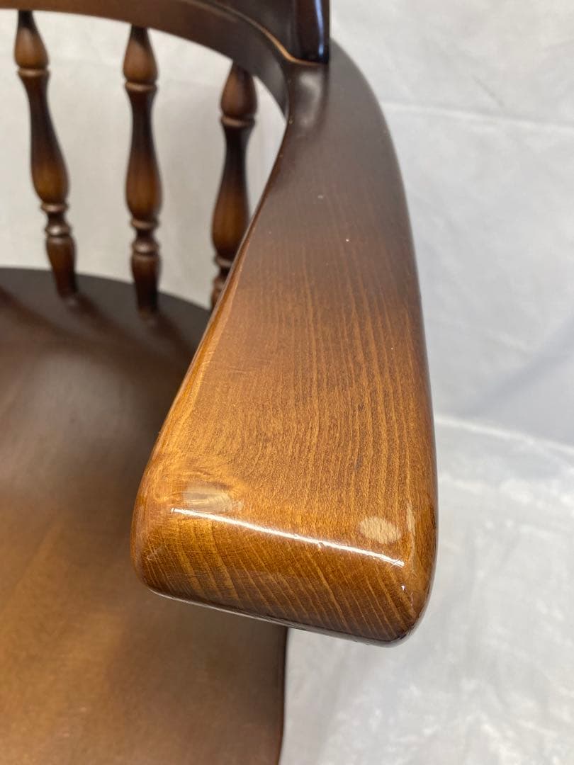 ②飛騨産業　キツツキマーク　椅子　ダイニングチェア