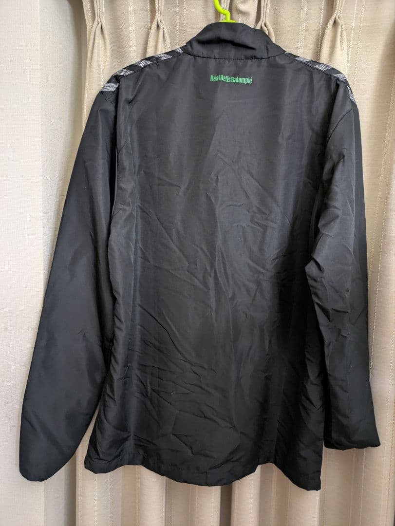 レアル・ベティス　 23/24シーズン プレマッチジャケット