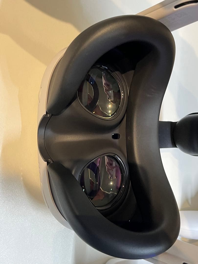  quest3保証書付　動作確認済　本体＋アクセサリー3点