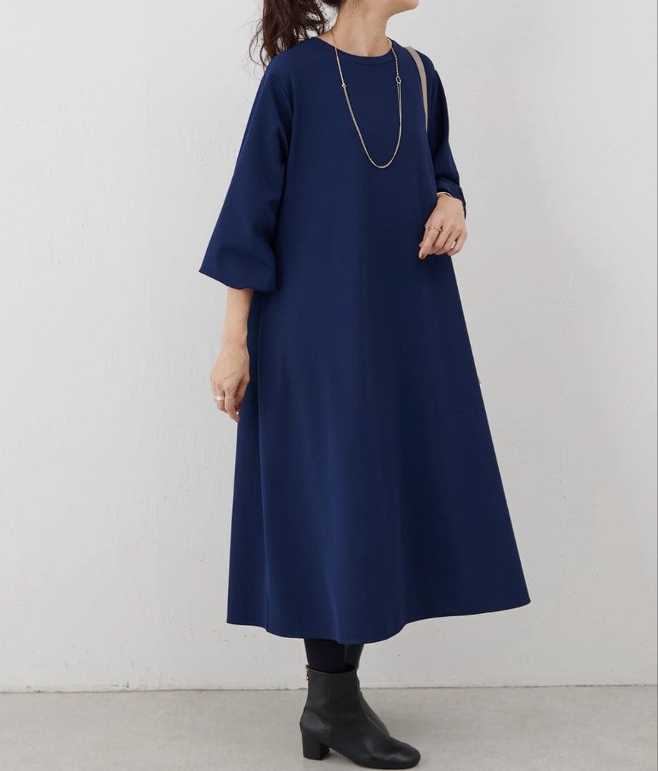 新品タグ付　ビアズリー Tワンピース　ネイビー　完売品　再お値下げ