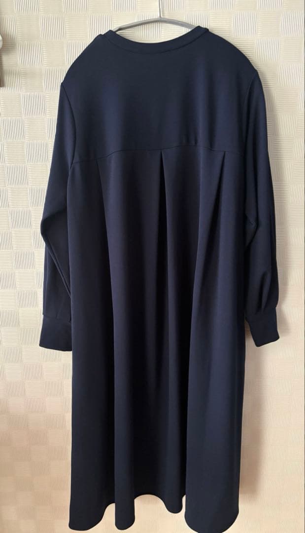 新品タグ付　ビアズリー Tワンピース　ネイビー　完売品　再お値下げ