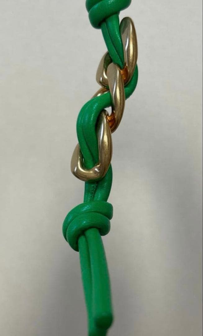 ✳︎新品✳︎BOTTEGAVENETA ボッテガヴェネタ　キーリング　バッグチャーム