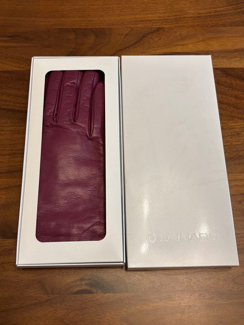 sermoneta globes手袋　山羊革