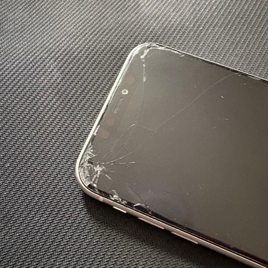 Apple iPhone11 64GB SIMロック解除済み ジャンク