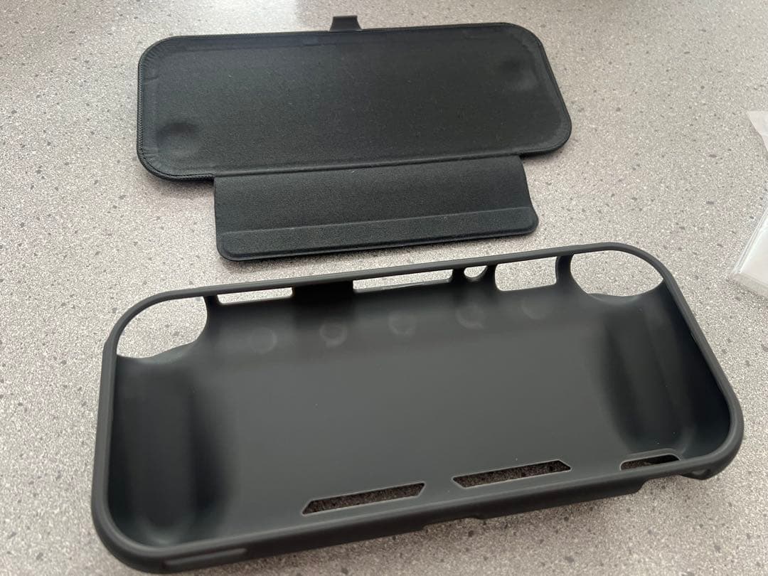 【超美品】Nintendo Switch Lite グレー 本体　ケース付き