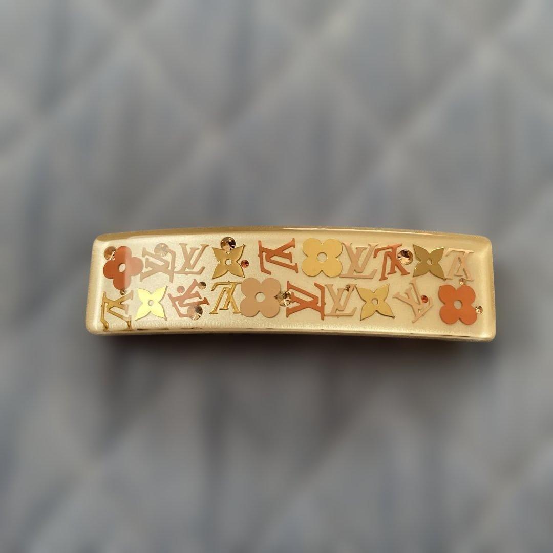 ルイヴィトン　ヘアアクセサリー　バレッタ