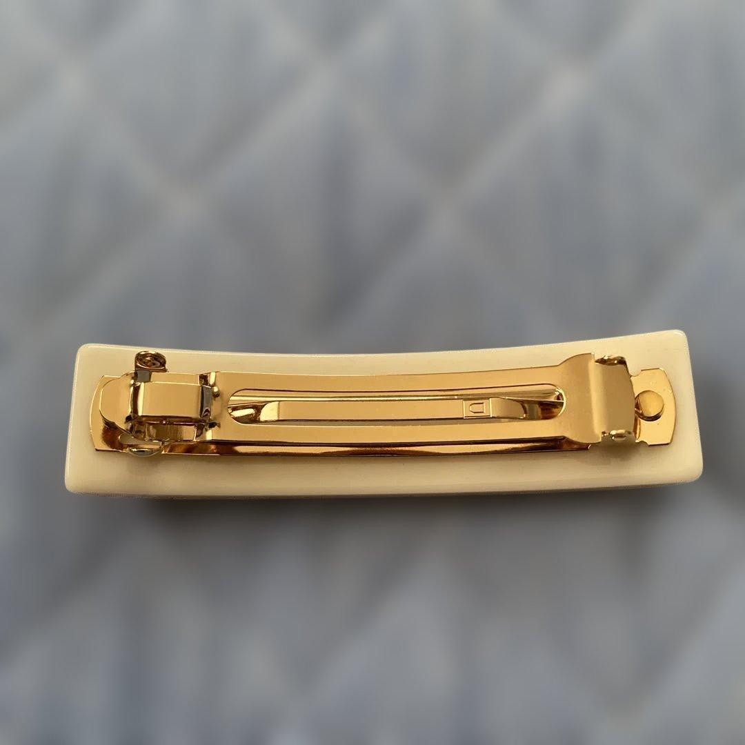 ルイヴィトン　ヘアアクセサリー　バレッタ