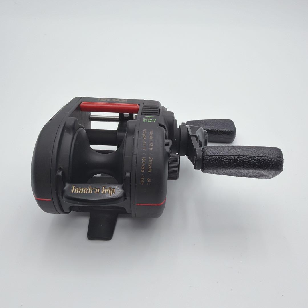 ベイトリール　オールドリョービ　ザ　ワン　T1 the One 両巻き　希少