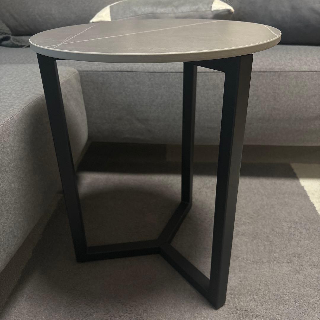 グレー 円形 人工大理石テーブル