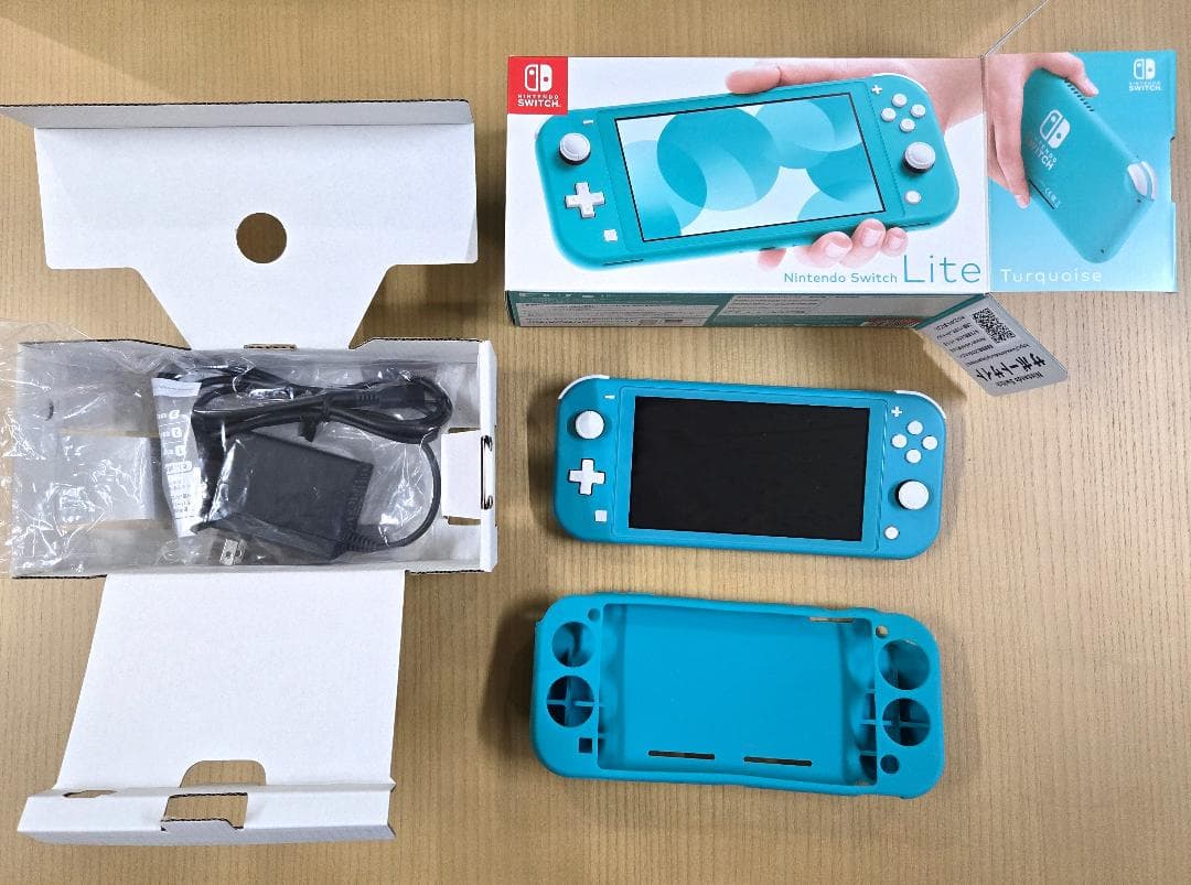 Nintendo Switch Lite ターコイズ microSDとカバー付