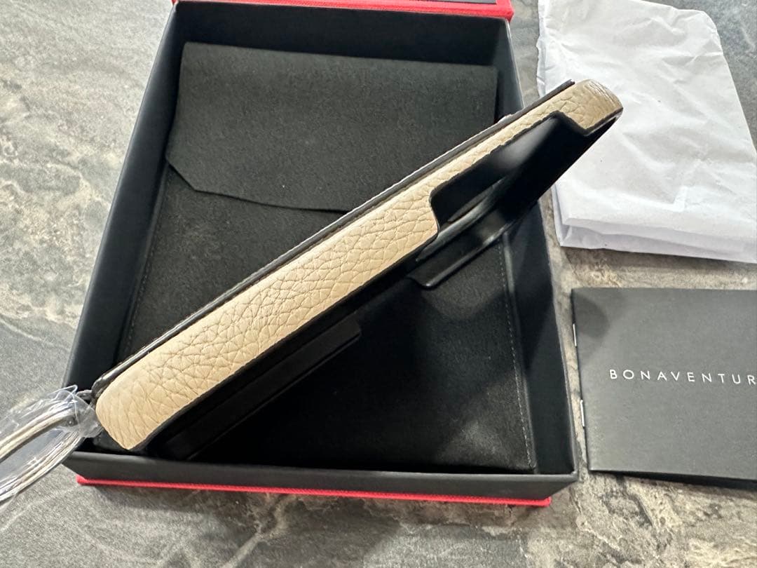 新品 iPhone14pro ボナベンチュラ