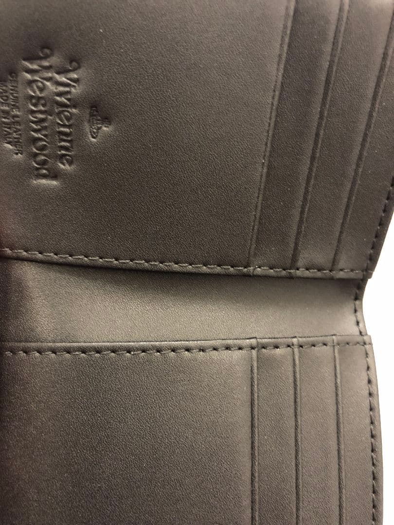 Vivienne Westwood ブラック三つ折り財布