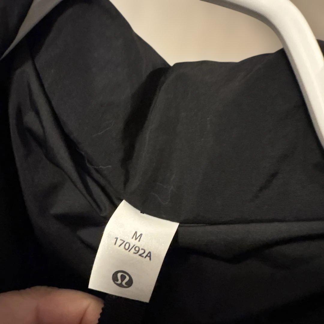 ルルレモンダウンインサレートオーバーサイズ襟付きジャケット