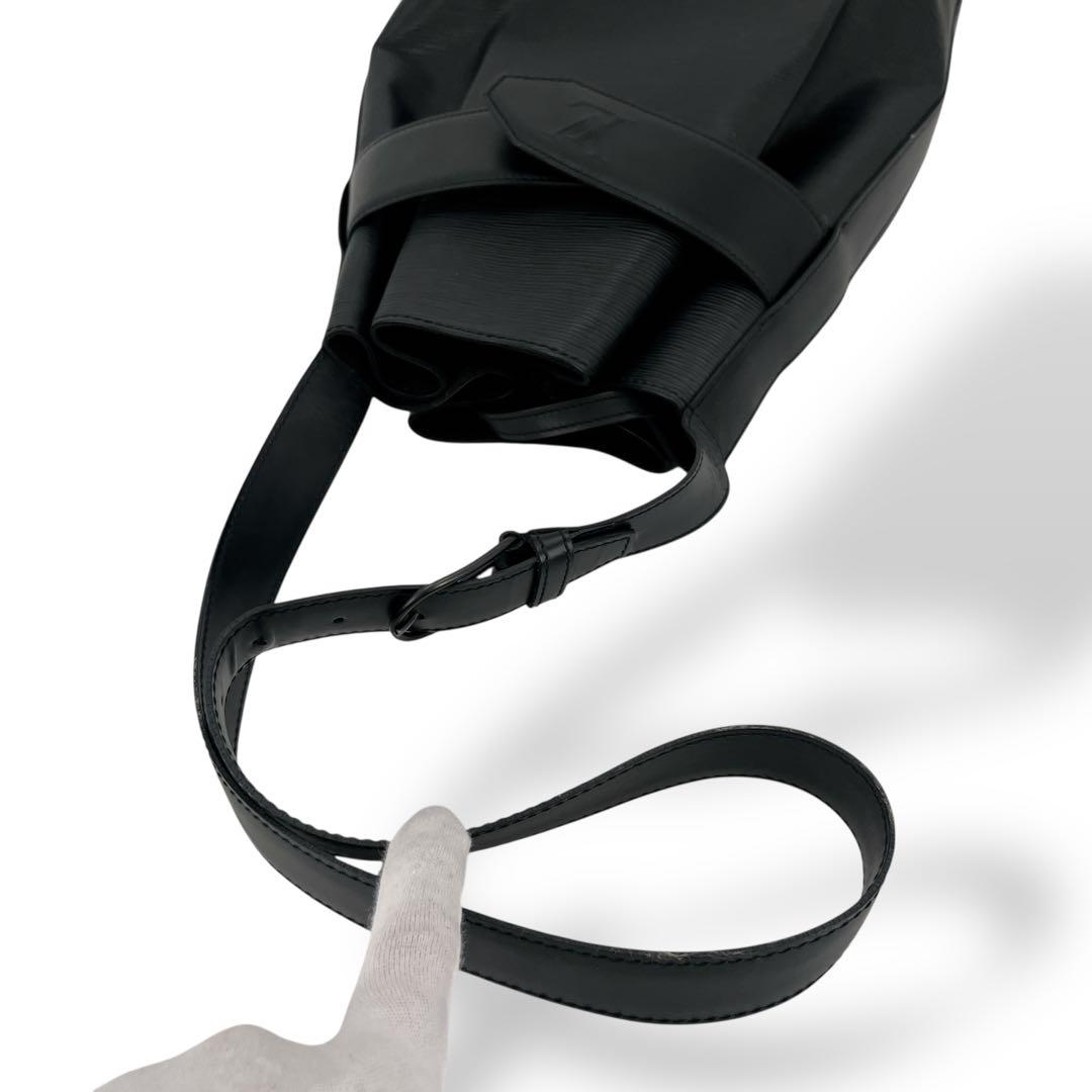 ルイヴィトン　ポーチ付　サックデポール　ショルダーバッグ　エピレザー　ブラック