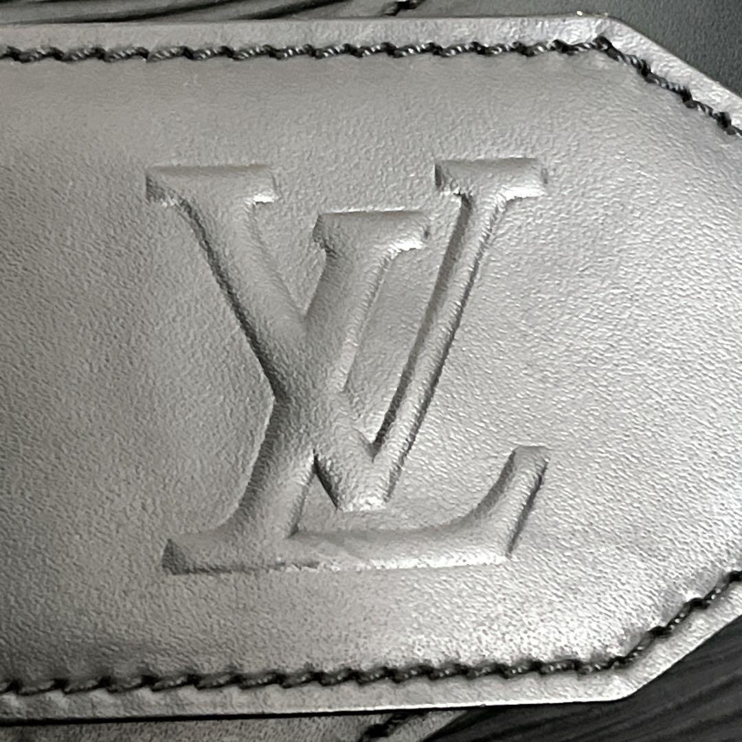 ルイヴィトン　ポーチ付　サックデポール　ショルダーバッグ　エピレザー　ブラック