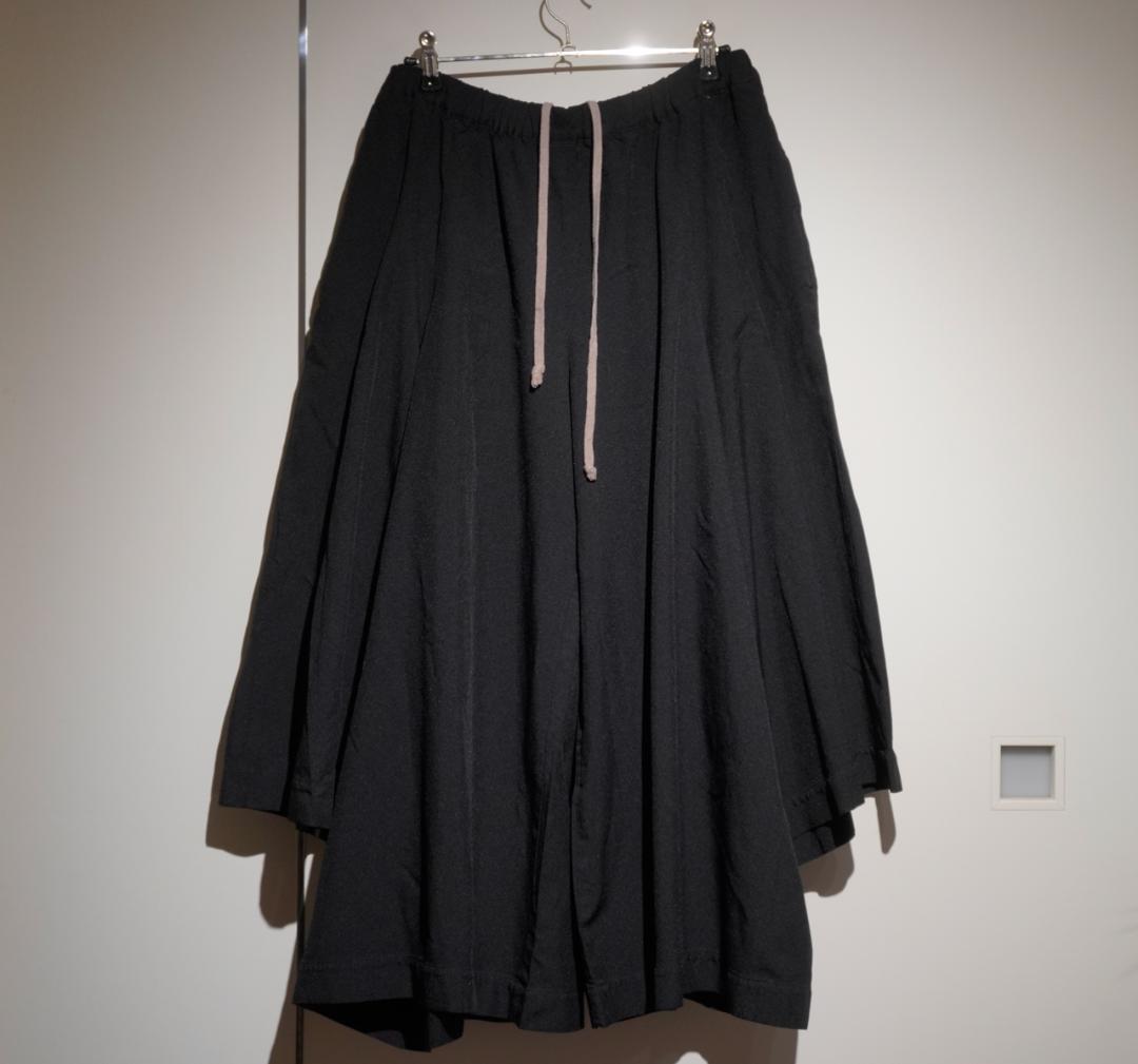 COMME des GARÇONS ポリ縮４本足　袴パンツ