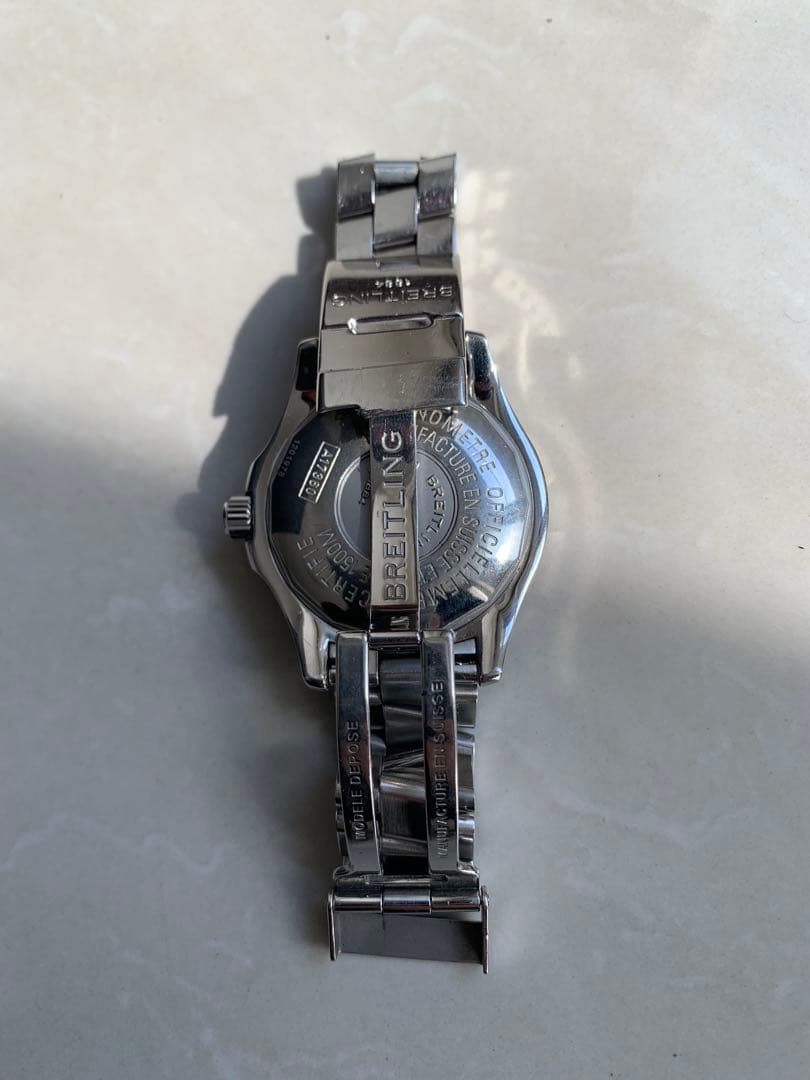 BREITLING A17360スーパーオーシャン デイト自動巻き1500m防水