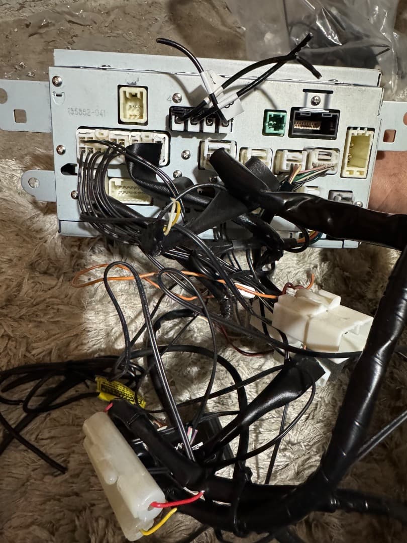 トヨタ純正9インチメモリーナビ NSZT-Y68T セキュリティロック品