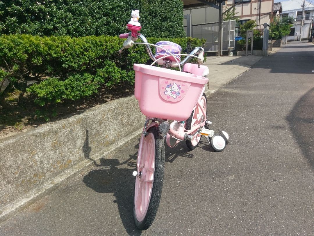 ブリジストン　キティちゃんサイクル18インチ
