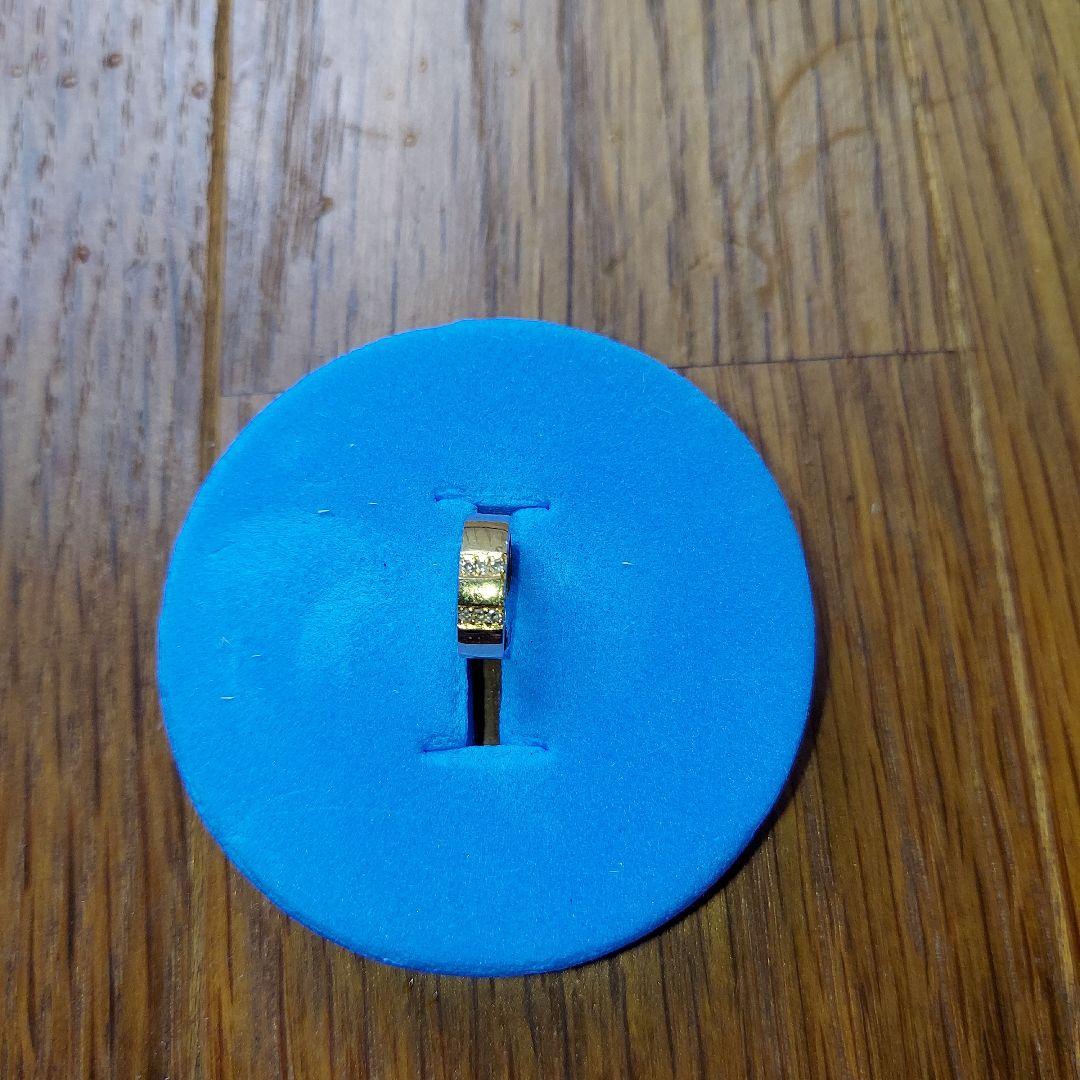 k18のフープ片耳ピアスメレダイヤ「税込価格￥28.800-」