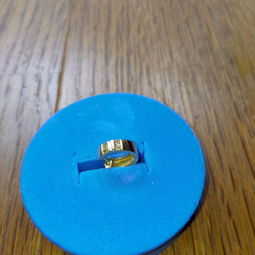 k18のフープ片耳ピアスメレダイヤ「税込価格￥28.800-」