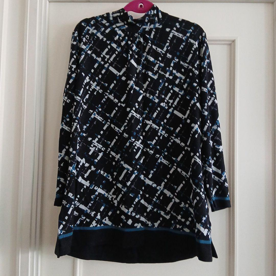 Leilian レリアン　幾何学模様の長袖チュニック　サイズ13プラス　ネイビー