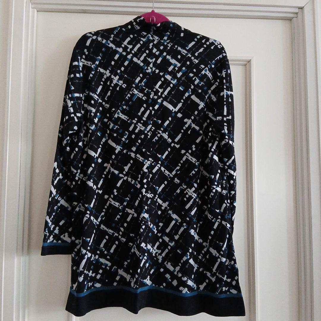 Leilian レリアン　幾何学模様の長袖チュニック　サイズ13プラス　ネイビー