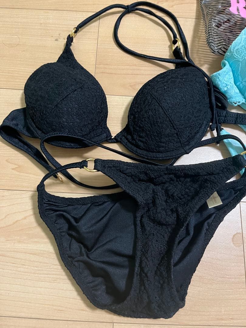 Ravijour セパレート水着 ブラック 水色 2点セット　美品