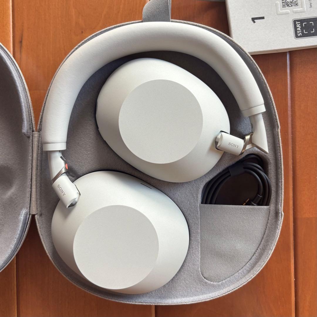 【美品】WH-1000XM6 プラチナシルバー ほぼ未使用