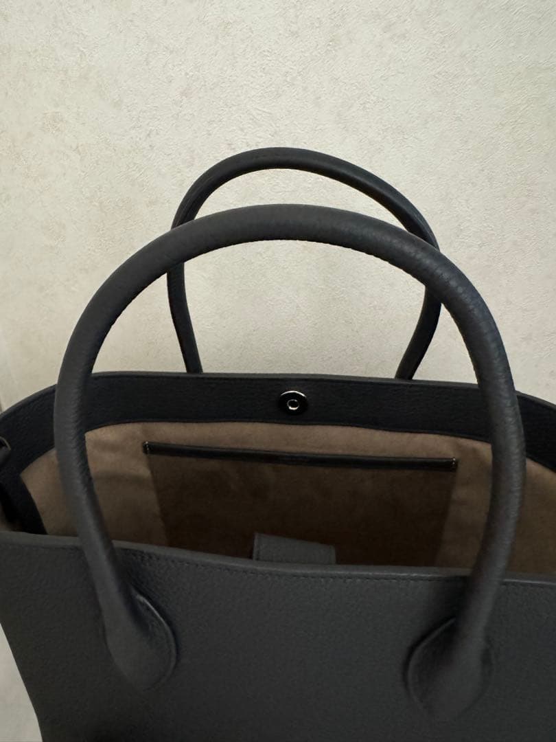 BONAVENTURA ミアトートバッグ (30シュリンク) ブラック