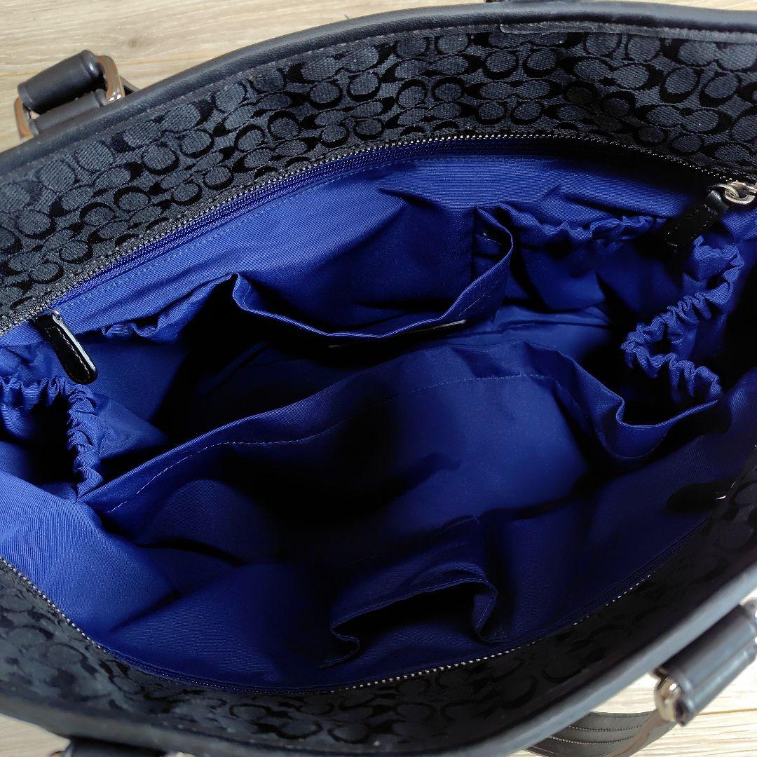 コーチ　シグネチャーストライプ　キャリーケースとトートバッグのセット