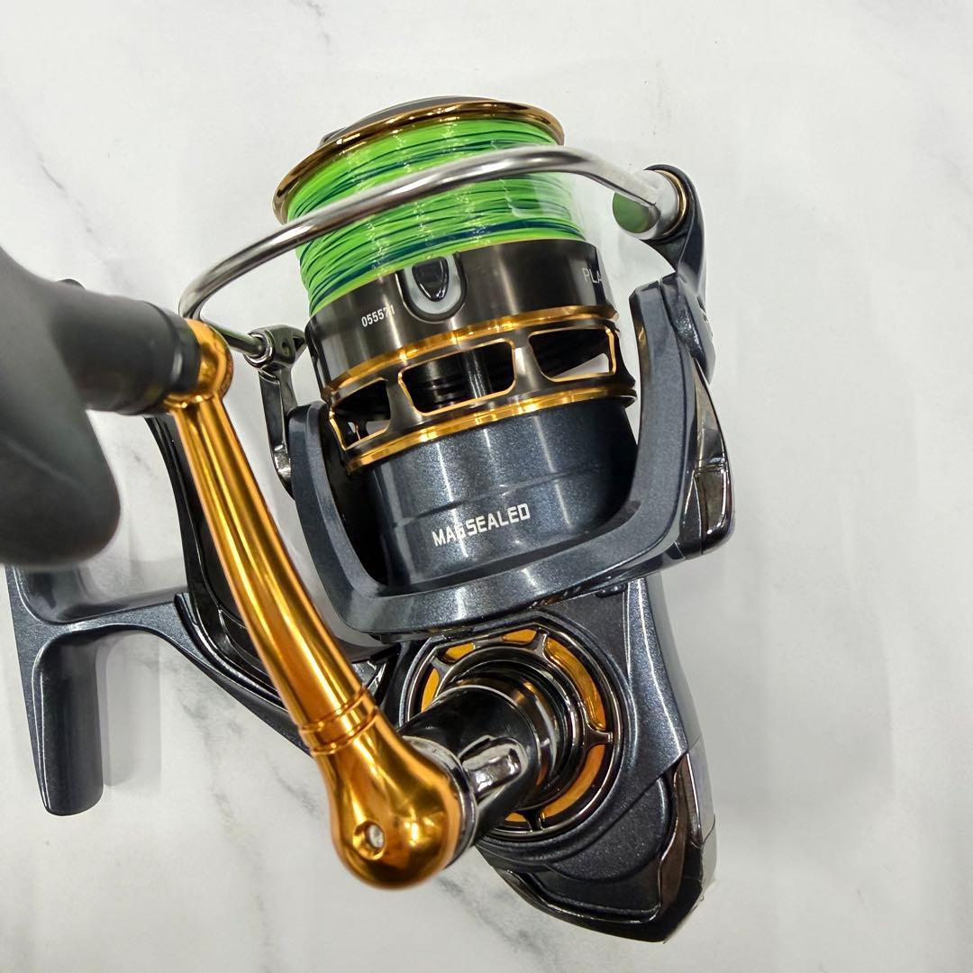 ダイワ　PLAISO 2500H-LBD リール　釣竿　釣具　釣り　中級者向け