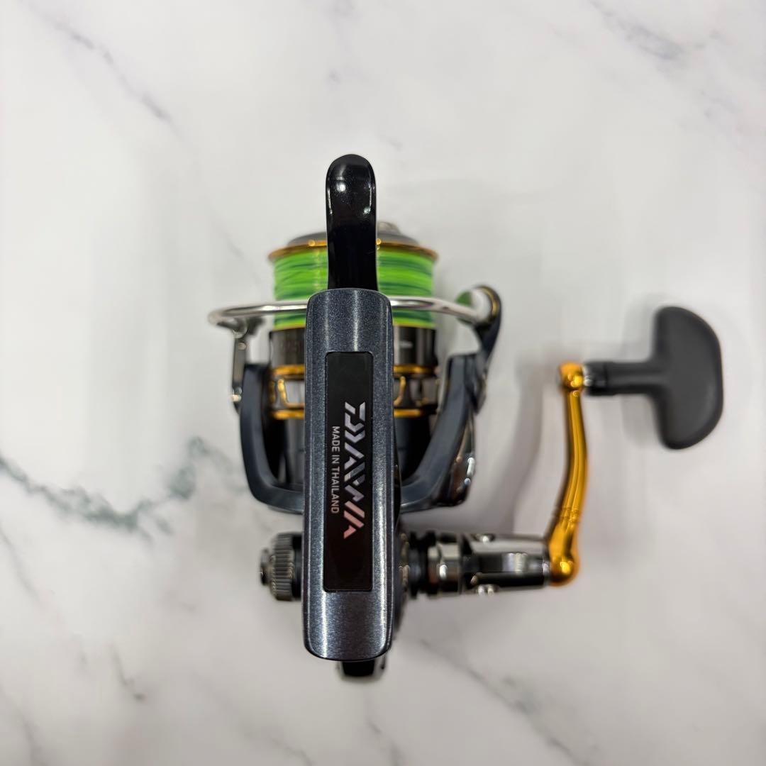 ダイワ　PLAISO 2500H-LBD リール　釣竿　釣具　釣り　中級者向け