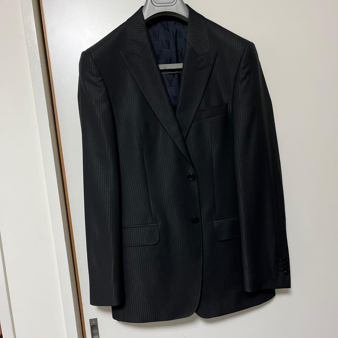 VERSACE 光沢ブラック ストライプ スーツ