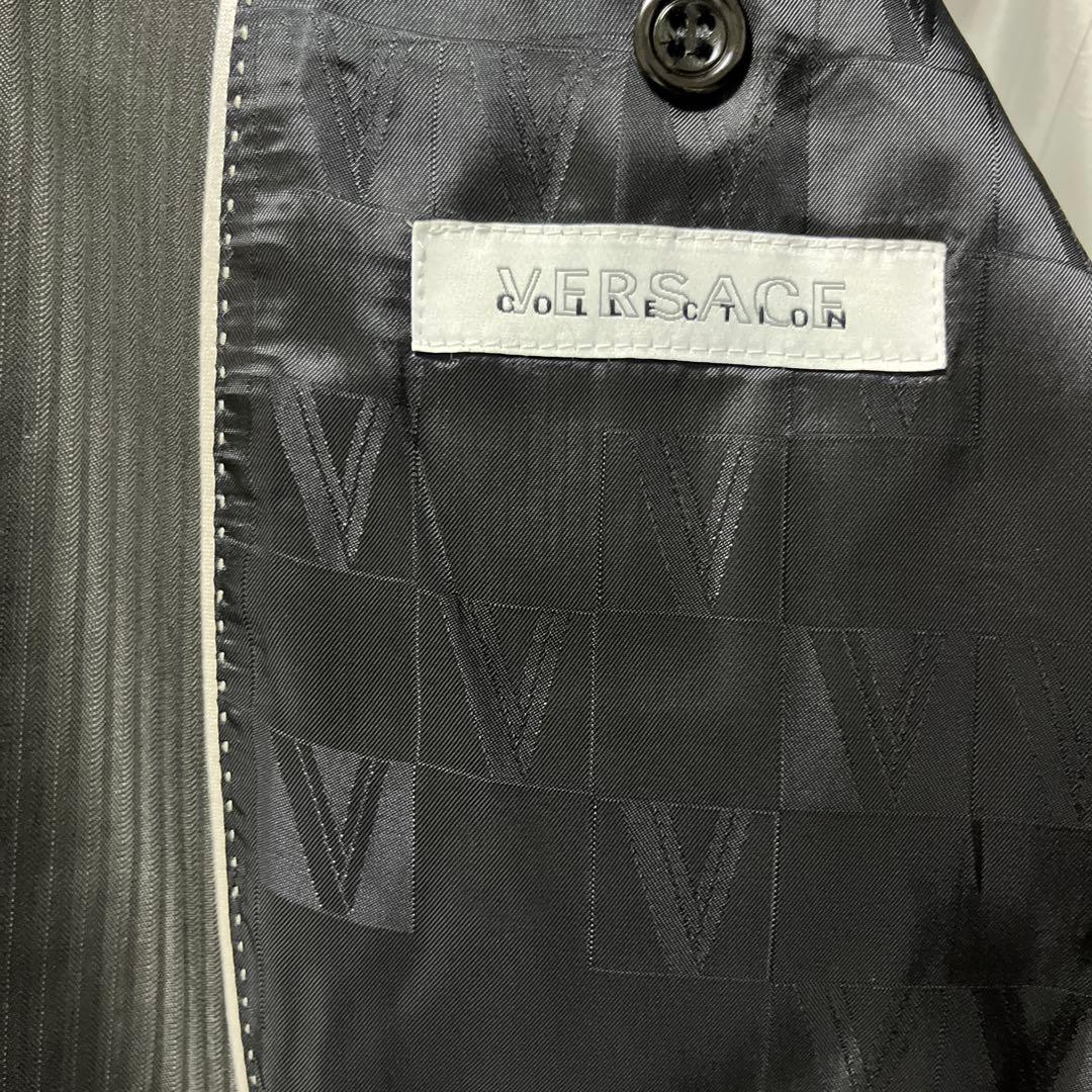 VERSACE 光沢ブラック ストライプ スーツ