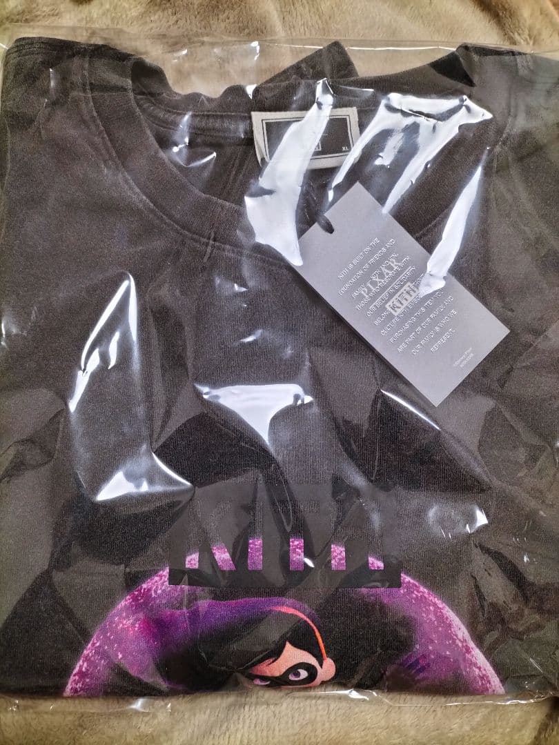 新品未使用 KITH × Disney Pixar ミスターインクレディブル