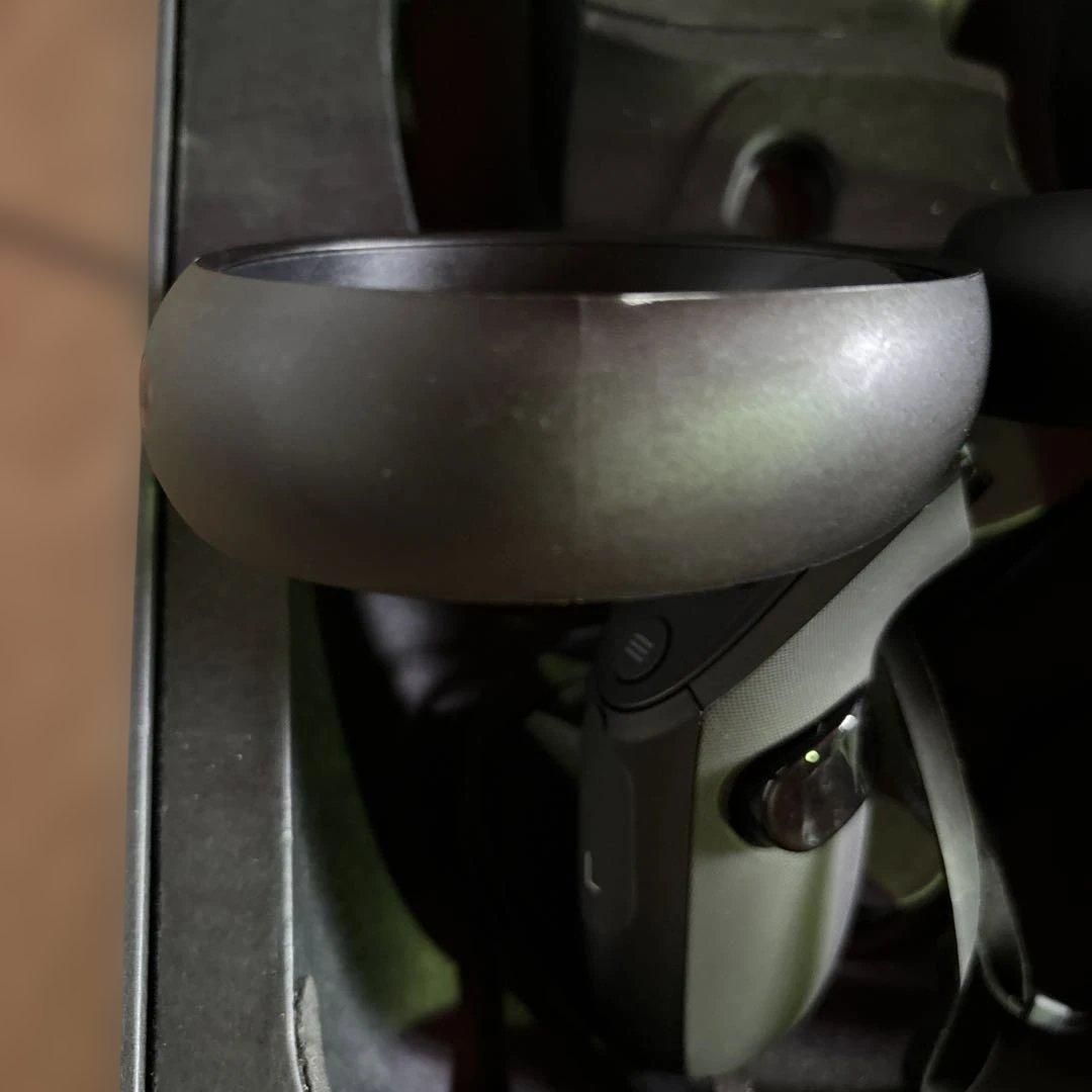 オキュラス クエスト  Quest 64GB VRヘッドセット