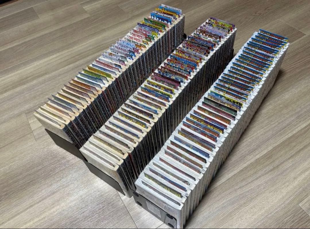 ワンピース　全巻初版帯付き　チラシ・ハガキ完備！