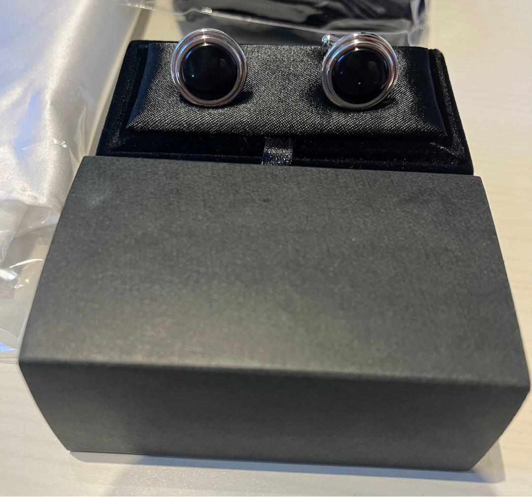 THE TREAT DRESSING新郎　カフス、ハンカチーフ、蝶ネクタイセット