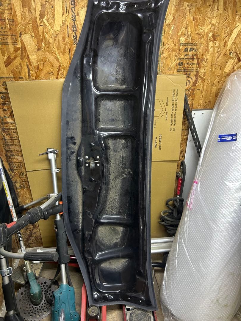 は*ん様 ハイエース　カーボン