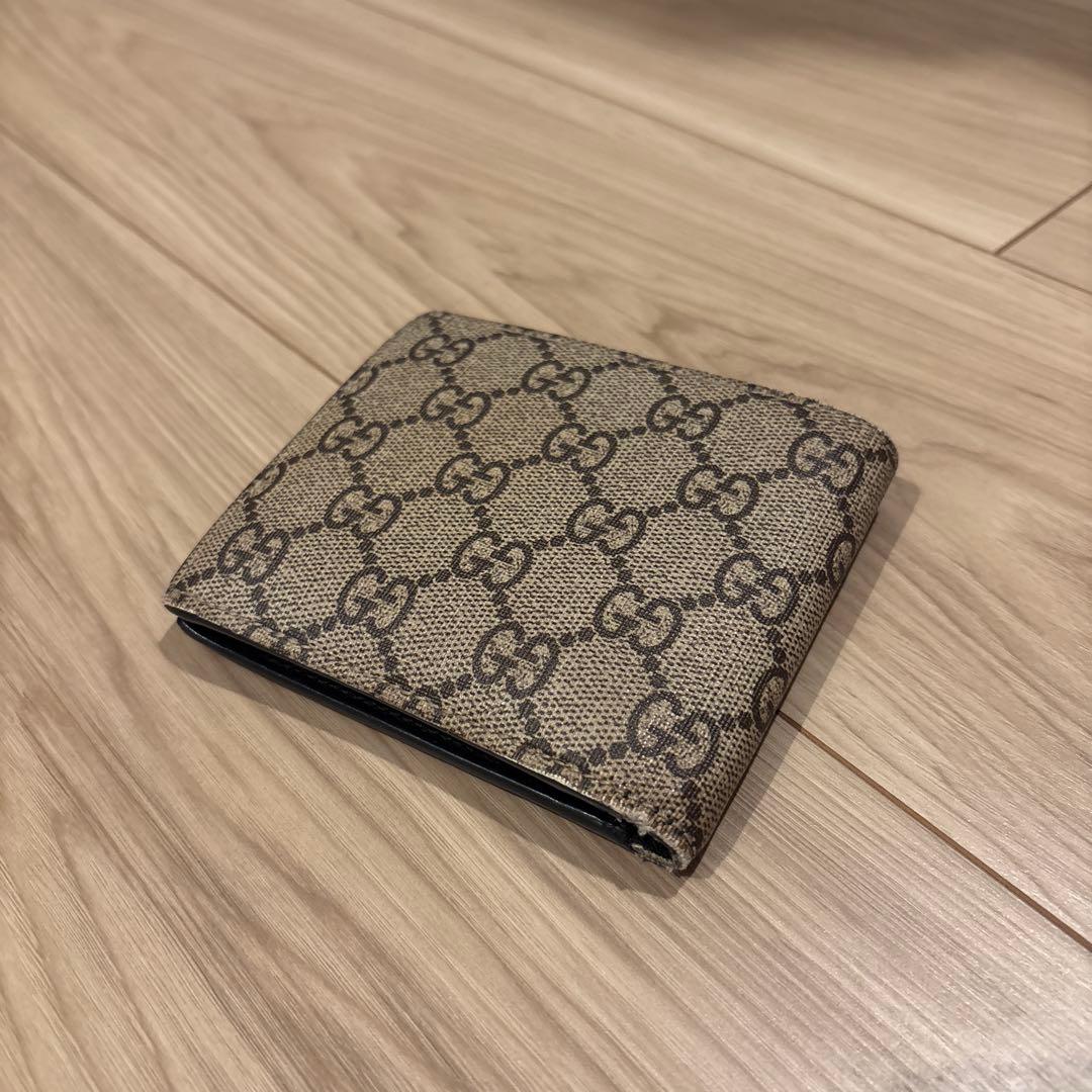 GUCCI グッチ 蜂 二つ折り財布