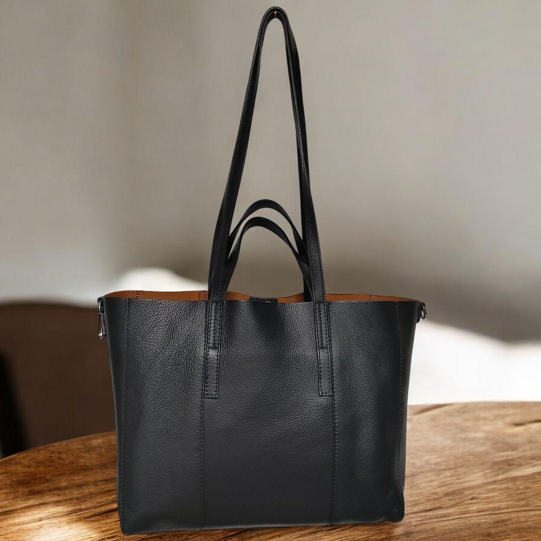 リナママ様【✨新品✨】ジャンニキャリーニ◎トート スーパーライト M ブラック